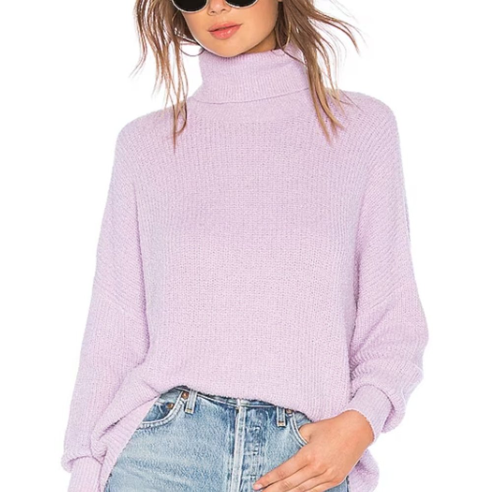 SIZE M Lovers and Friends Lavender Sweater